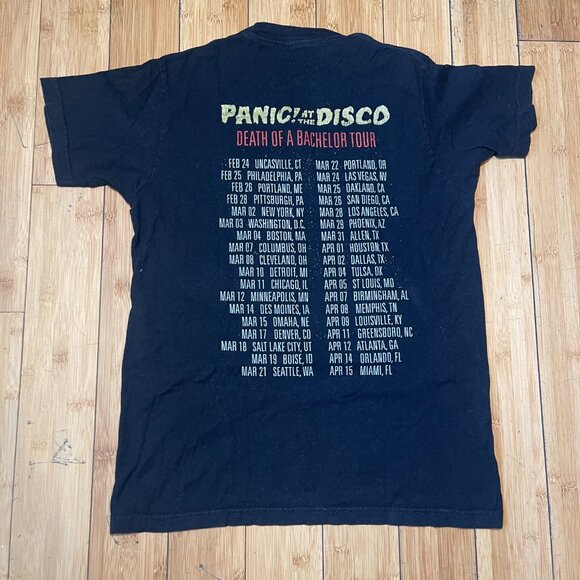 Panic At The Disco 2017 Death of a Bachelor Tour T-Shirt Crew Neck Woman Sz M - Picture 9 of 10